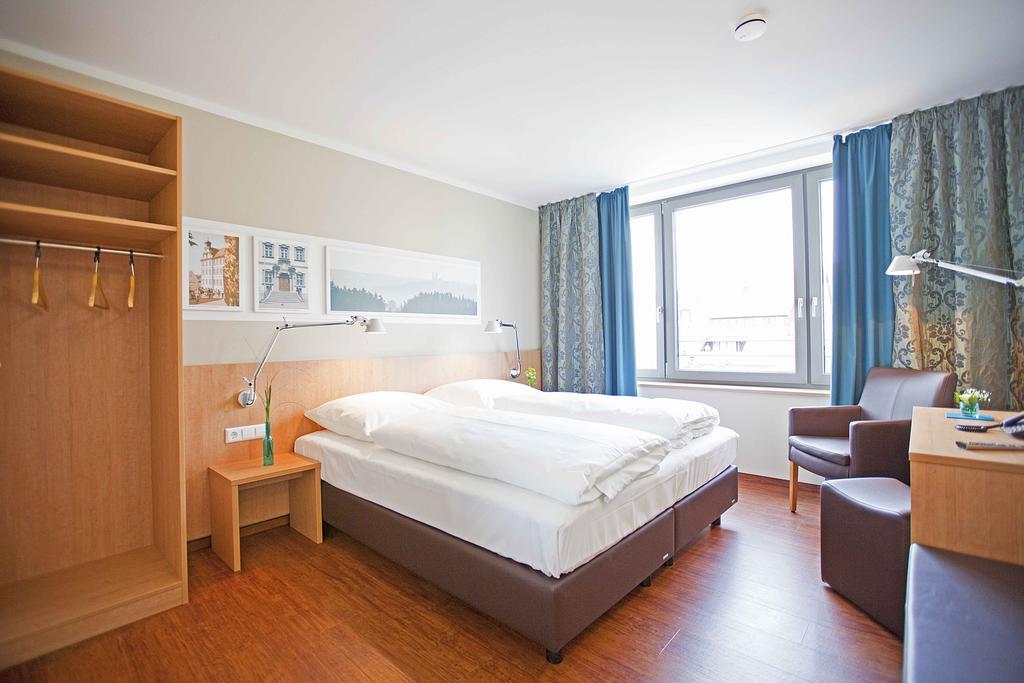 Sebcity Hotel Ellwangen Buitenkant foto